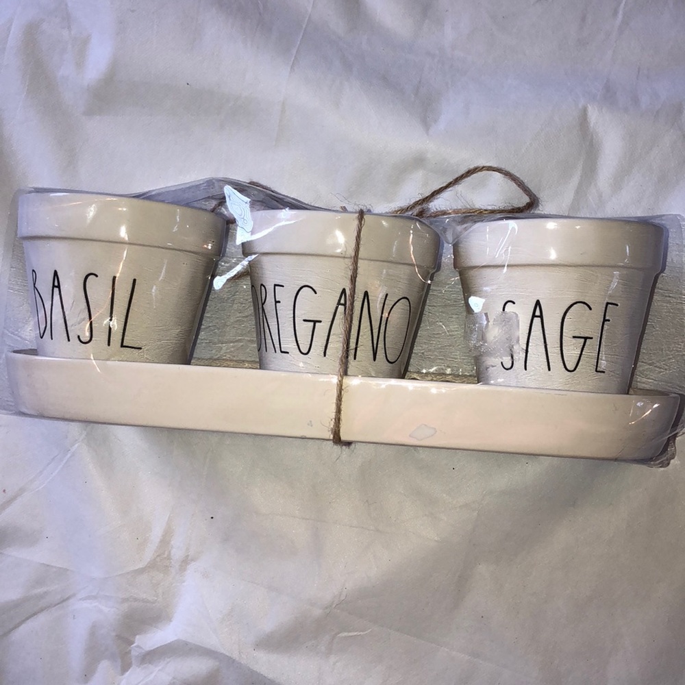 Rae Dunn Planters
